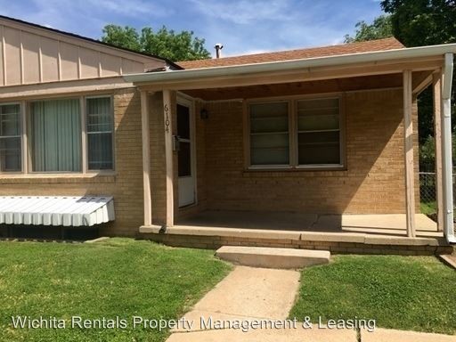 Primary Photo - 6122 E Oakwood Dr