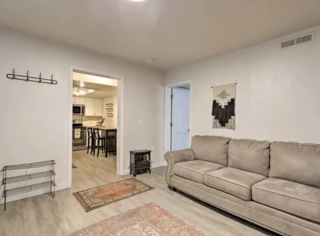 Foto del edificio - 3440 S Walkup Dr