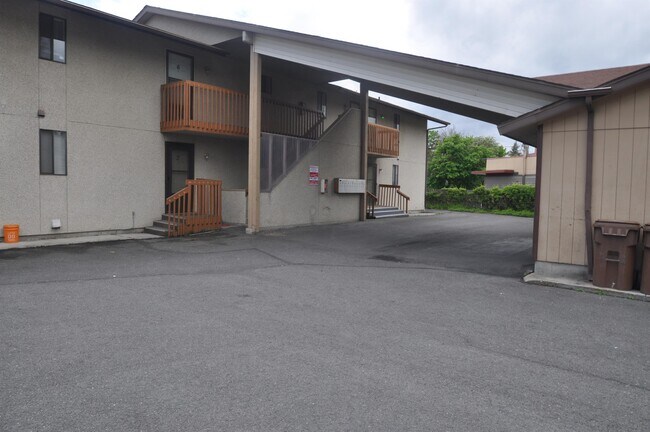 Foto del edificio - 2307 W Cleveland Ave