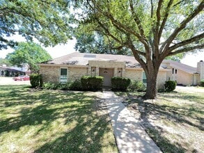 Building Photo - 21303 Park Holly Ct