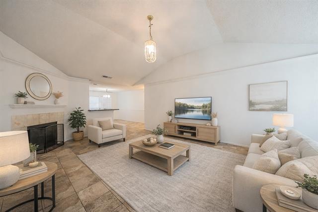 Foto del edificio - 808 Blessing Creek Dr