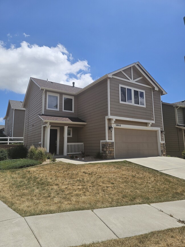 Building Photo - 3865 Falconry Dr