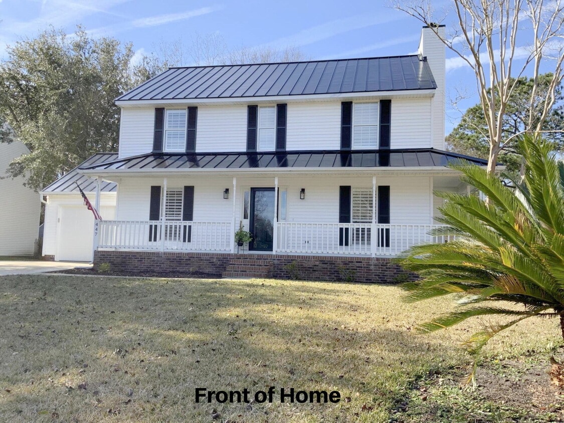 Foto principal - 447 Springfield Rd