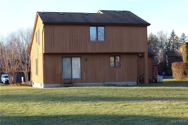 Foto del edificio - 16 Bluebird Ln