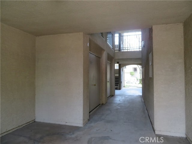 Building Photo - 1010 La Terraza Cir