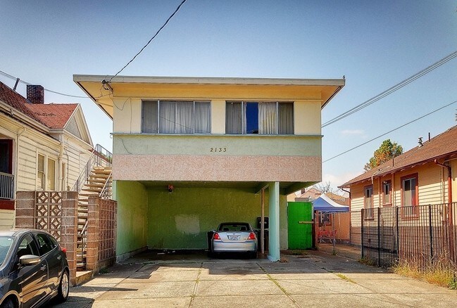 Building Photo - 2133 34th Ave