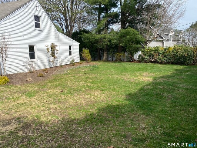 Foto del edificio - 1329 Stillwater Rd