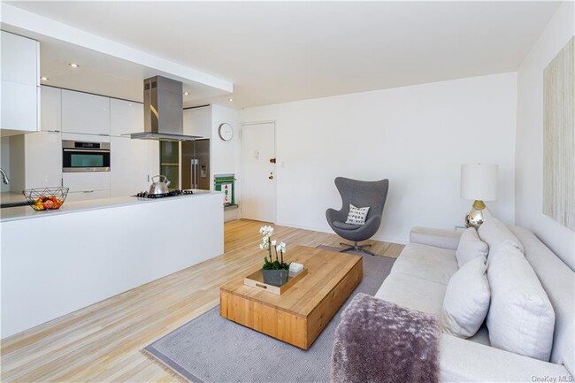 Building Photo - 3636 Fieldston Rd