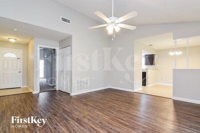 Building Photo - 4071 Forecast Dr