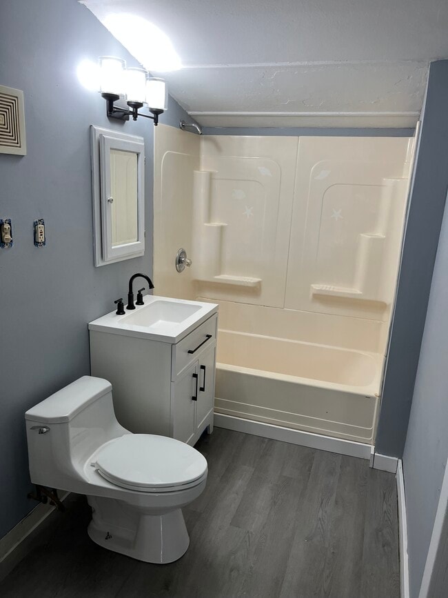 Foto del edificio - 400 Stafford Ave