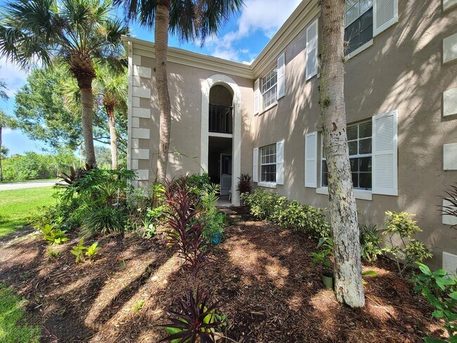 Foto del edificio - 4139 Cedar Creek Cir