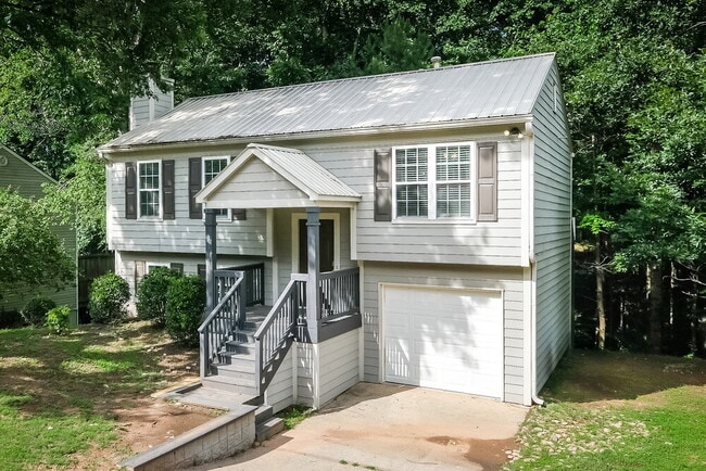 Building Photo - 140 Birch Rill Dr