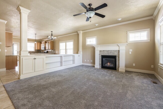 Foto del edificio - 994 E Winding Creek Dr