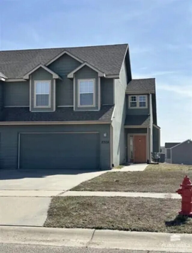 Foto principal - 2705 Kathie Dr