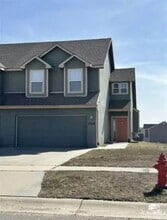 Building Photo - 2705 Kathie Dr