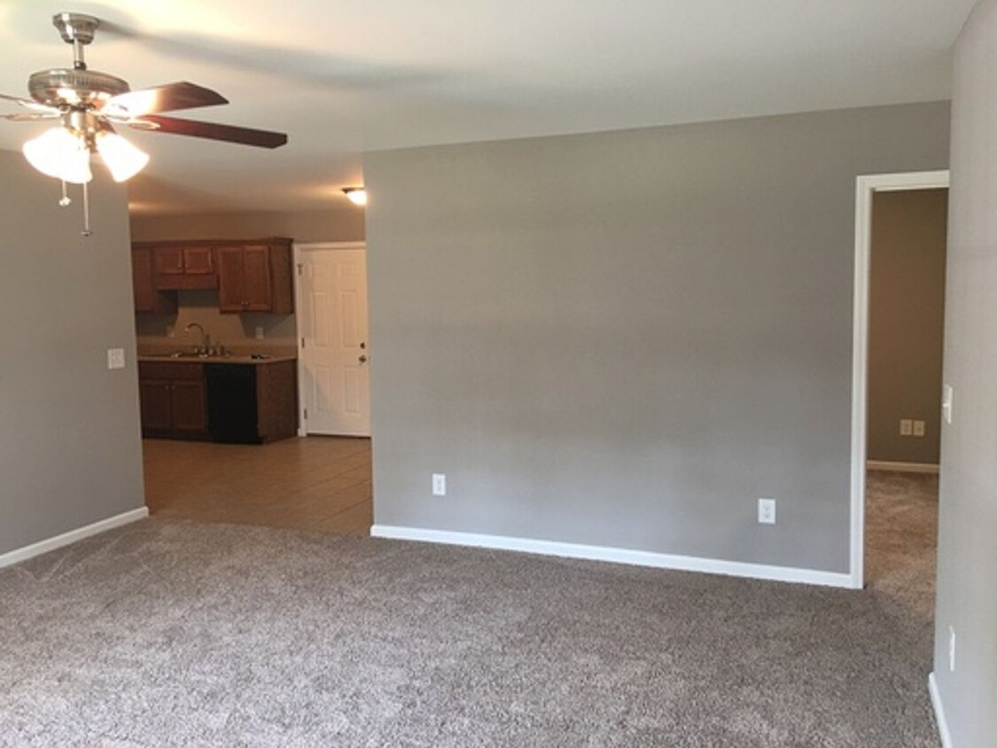 Primary Photo - 3/2 House in West Rome $1,295