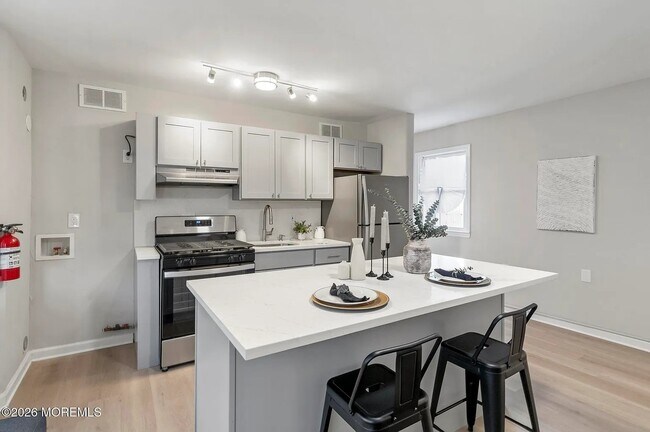 Foto del edificio - 225 Webster Ave