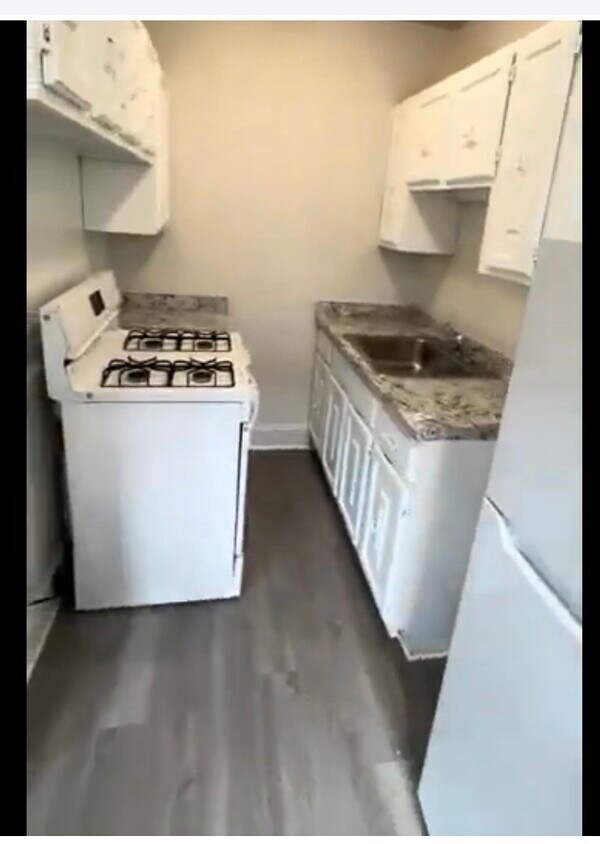 Foto del edificio - 119 Highland Ave