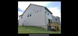 Foto del edificio - 14515 Knowledge Circle