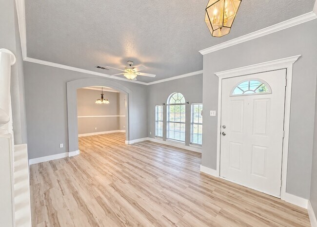 Foto del edificio - 5709 Parkwood Trail