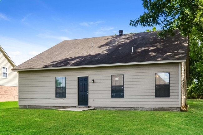 Building Photo - 6600 Finch Rd
