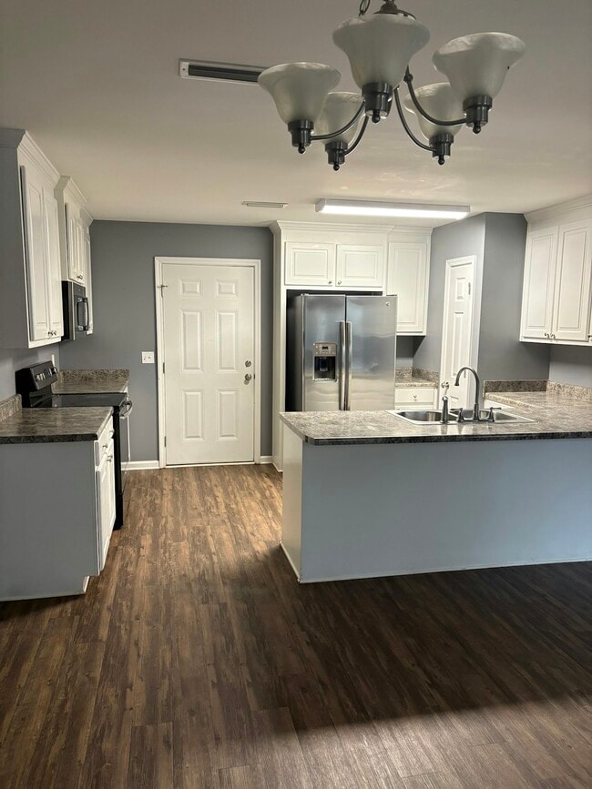 Foto del edificio - 2324 Middleton Rd