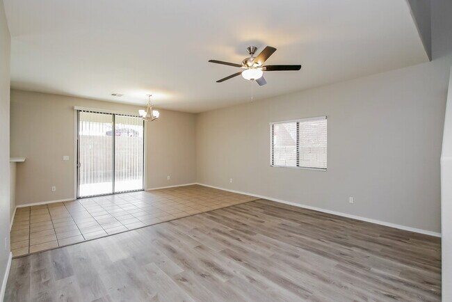 Foto del edificio - 815 W St Charles Ave