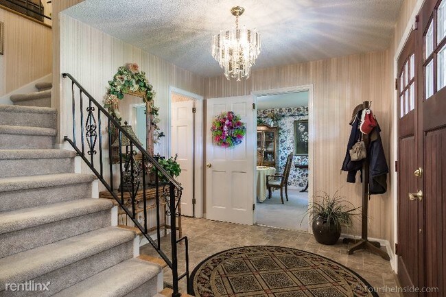 Foto del edificio - 5 br, 3.5 bath House - 1222 Pembrook