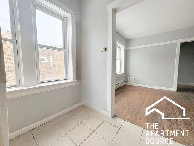 Foto del edificio - 6226 S Western Ave