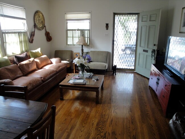 Foto del edificio - 2315 10th St.