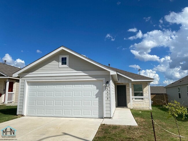 Building Photo - BEAUTIFUL 3 bed/2 Bath newer Lennar home c...