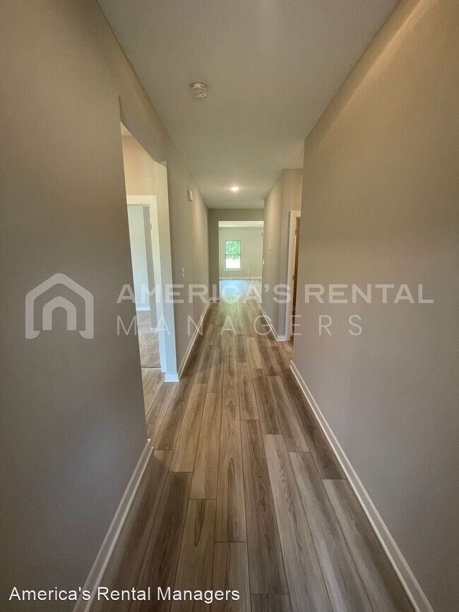 Building Photo - 4 br, 2 bath House - 130 Flintlock Way