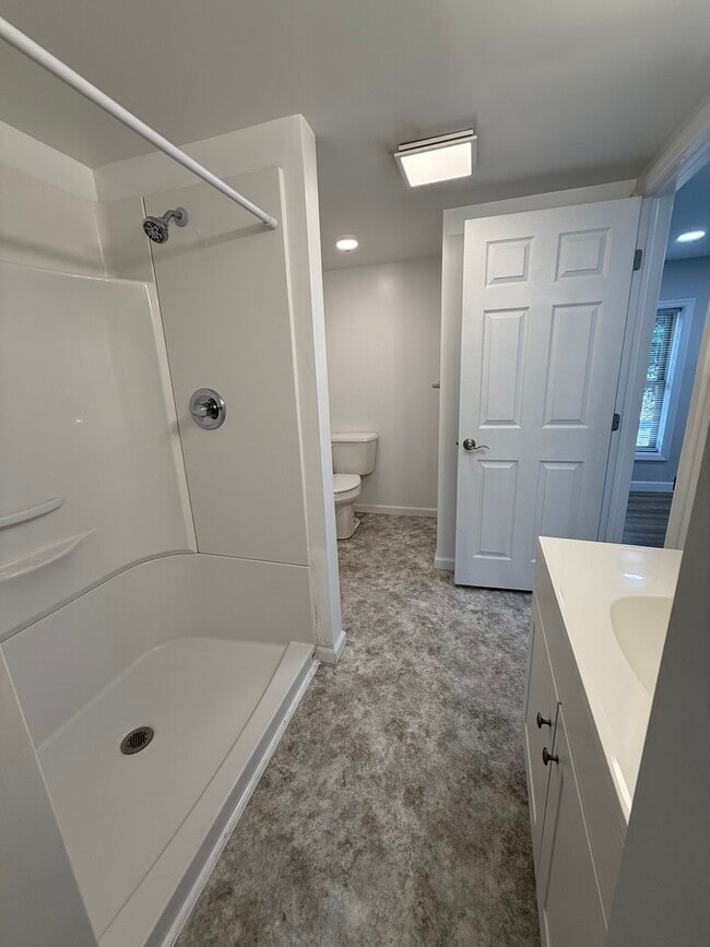 Building Photo - 312 Park St