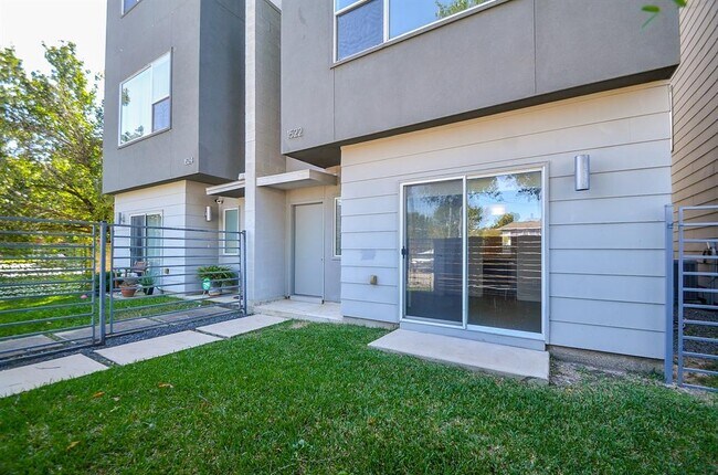 Foto del edificio - 1522 Blodgett St