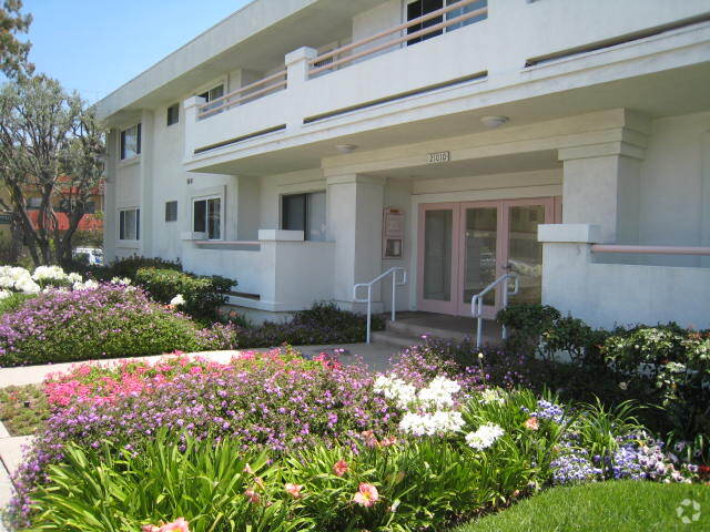 Building Photo - Anza South Apartments