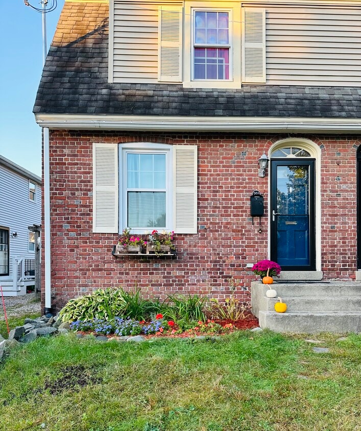 259 Raleigh Way, Portsmouth, NH 03801 Townhome Rentals in Portsmouth