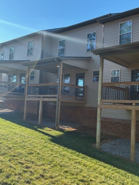 Building Photo - 2824 Yorkshire Moors Wy