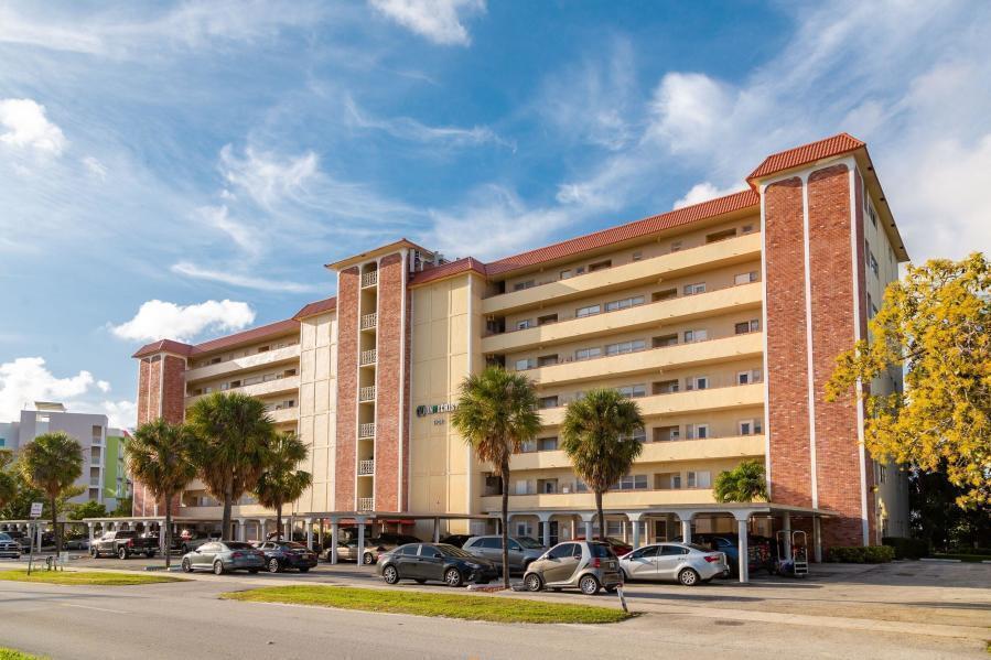 Photo - 1101 Crystal Lake Drive Apt #705, Pompano Beach, FL 33064 - 3 BR 2 BA condo