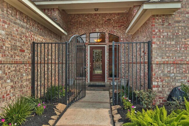 Foto del edificio - 3115 Evergreen Oak Dr