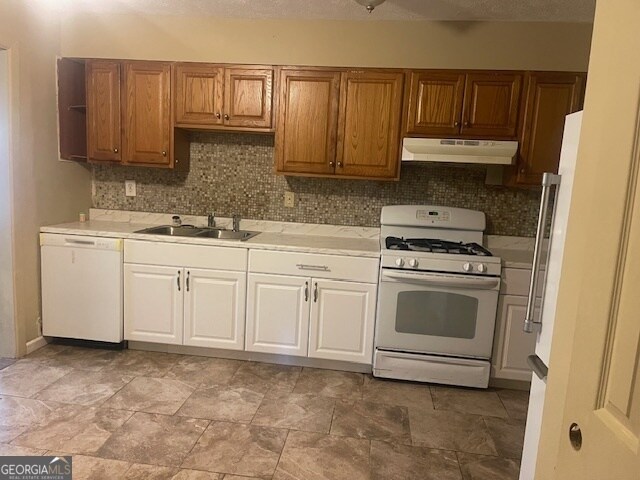 Building Photo - 862 Park Villa Way