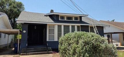 Building Photo - 826 W Russell Pl