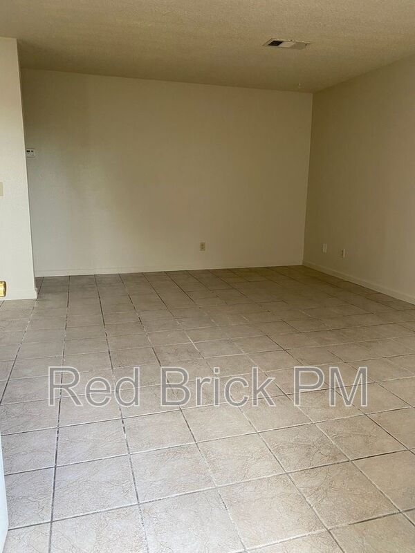 Photo - 2307 N Street House