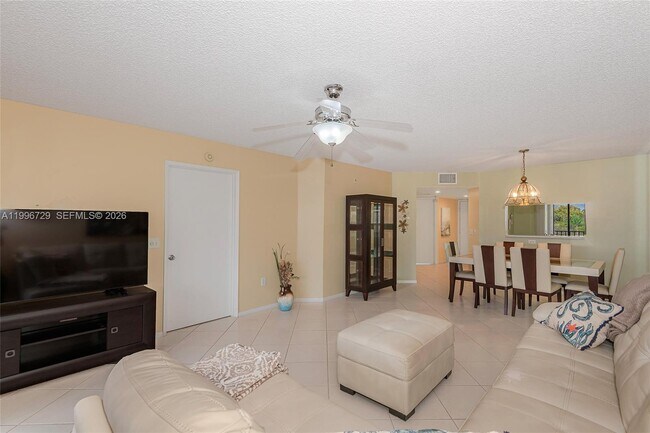 Foto del edificio - 950 SW 138th Ave