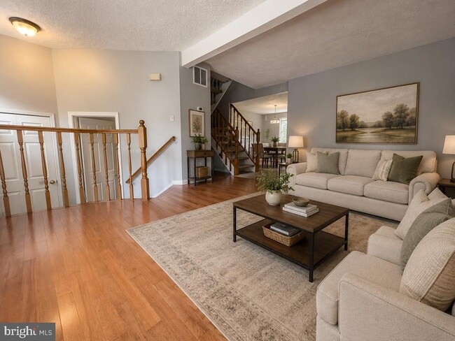 Building Photo - 106 Ridgecrest Ct