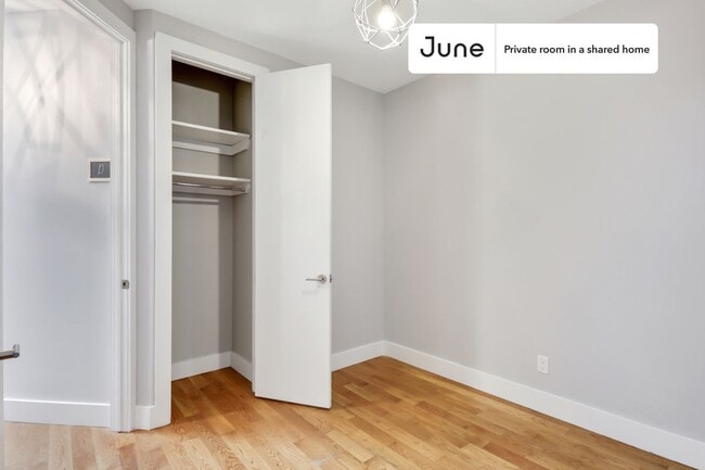 Building Photo - Room in Shared 5 bed/2.5 bath home in Bedford-Stuyvesant