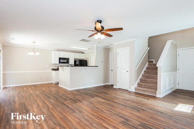 Building Photo - 3707 Ernie Dr