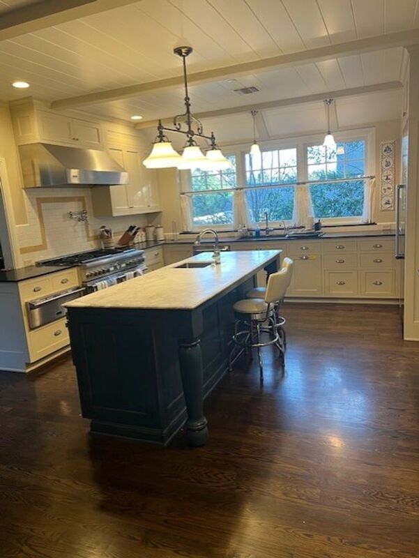 Foto del edificio - 4840 Del Monte Rd