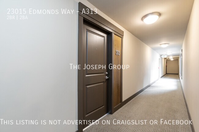 Building Photo - Gorgeous 2 bed/1.75 bath in Edmonds!