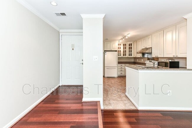 Building Photo - 2954 Yarling Ct