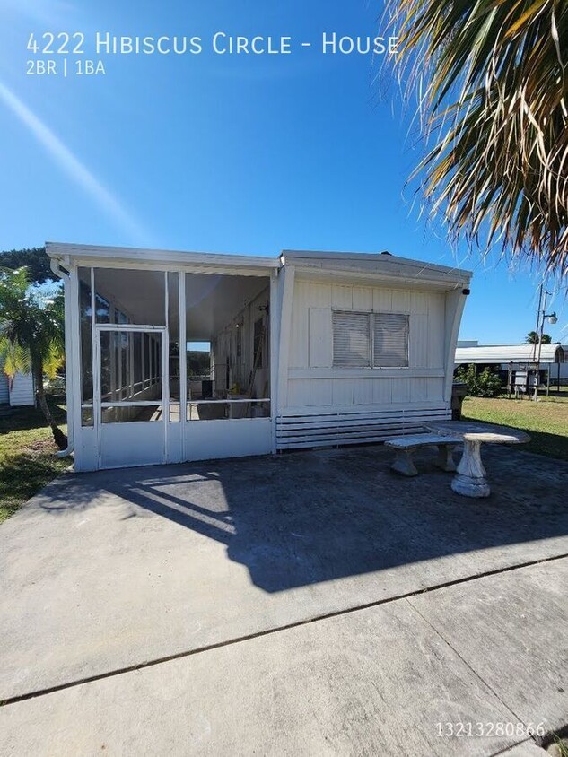 Primary Photo - Beautiful 2/1 Mobile Home in West Palm Beach